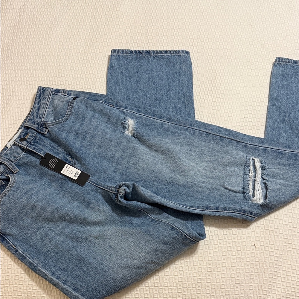 NWT Fashion Nova Stylish Light Blue Distressed Jeans